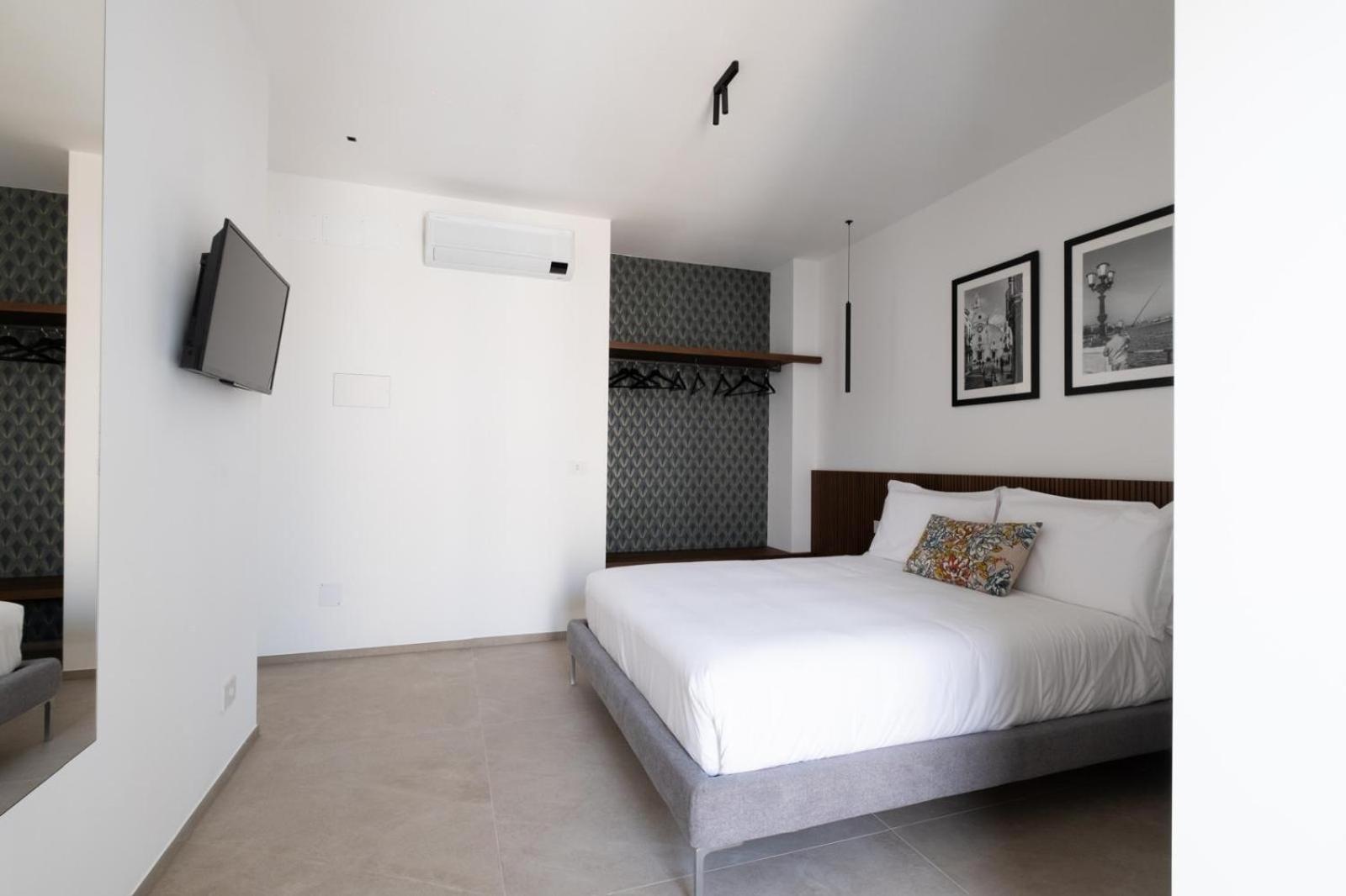 Riviera Apulian Rooms Bari Extérieur photo